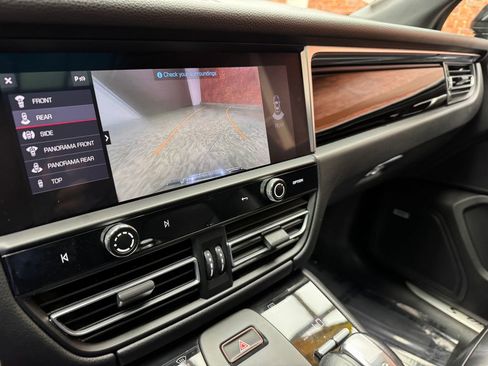 Used 2022 Porsche Macan S AWD/4WD image 22