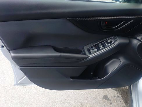 Used 2018 Subaru Crosstrek 2.0i Premium AWD/4WD image 13