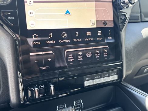 New 2026 RAM 3500 Laramie AWD/4WD image 30