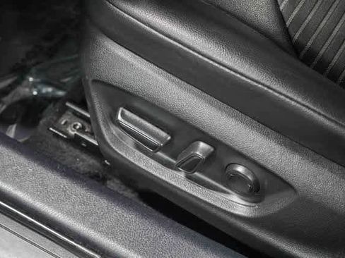 Certified 2023 Toyota Camry SE image 23