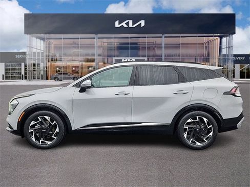 Certified 2024 Kia Sportage SX image 4