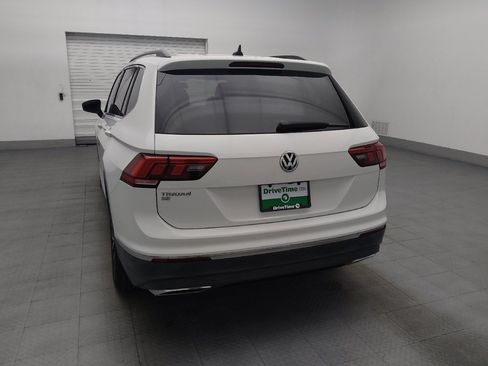Used 2021 Volkswagen Tiguan SEL FWD image 6