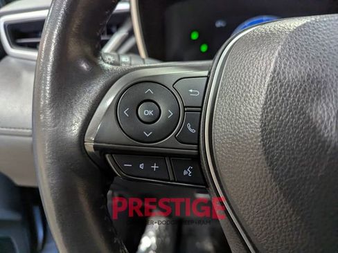 Used 2024 Toyota Corolla Cross XLE image 16