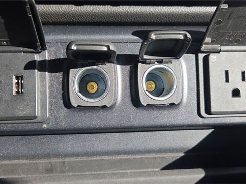 Used 2019 GMC Sierra 3500 SLT image 36