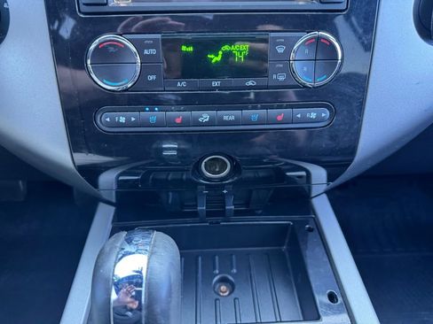 Used 2013 Ford Expedition Limited image 13