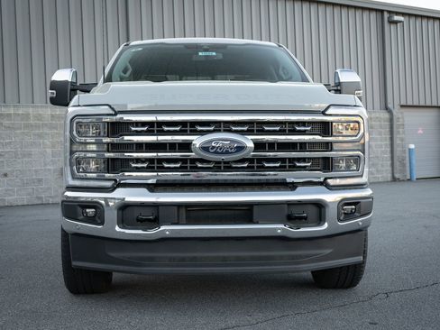 New 2026 Ford F350 Lariat w/ Lariat Ultimate Package AWD/4WD image 8