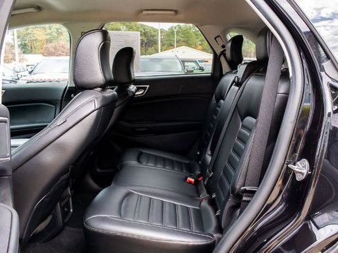 Certified 2024 Ford Edge SEL image 17