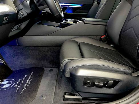 Used 2024 BMW i5 M60 w/ Premium Package image 10