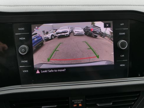 Used 2021 Volkswagen Jetta SEL FWD image 19