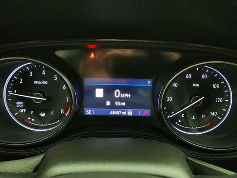 Used 2020 Buick Encore GX Essence w/ Advanced Technology Package AWD/4WD image 12