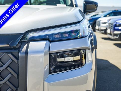 New 2026 Subaru Outback Touring XT AWD/4WD image 8