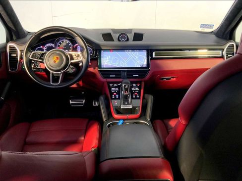 Certified 2021 Porsche Cayenne GTS AWD/4WD image 14