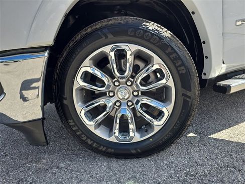 Certified 2022 RAM 1500 Laramie image 26