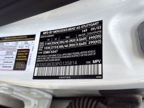 Used 2023 Mercedes-Benz GLC 300 4MATIC Coupe image 33