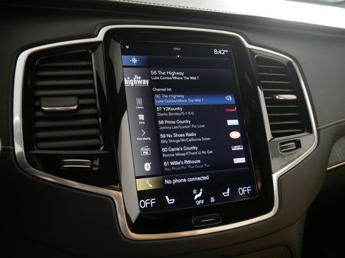 Used 2022 Volvo XC90 T6 Inscription w/ Lounge Package image 22