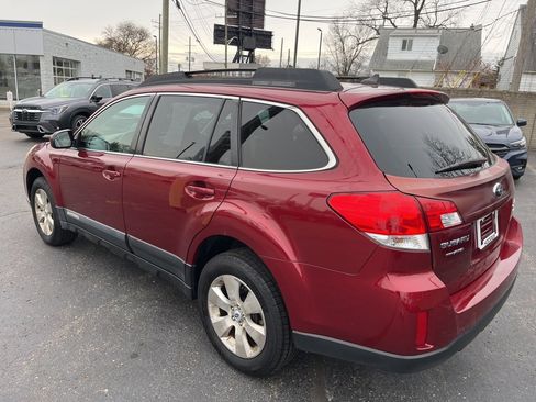 Used 2012 Subaru Outback 3.6R Limited w/ Moonroof Pkg image 7