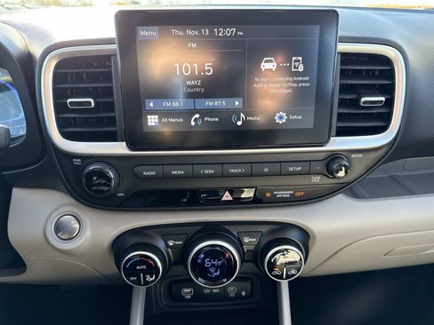 New 2026 Hyundai Venue SEL image 4