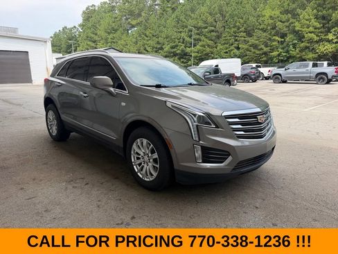 Used 2017 Cadillac XT5 FWD image 1