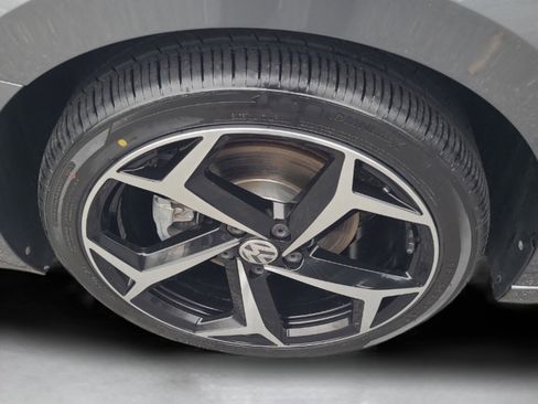 Used 2020 Volkswagen Passat 2.0T R-Line image 9