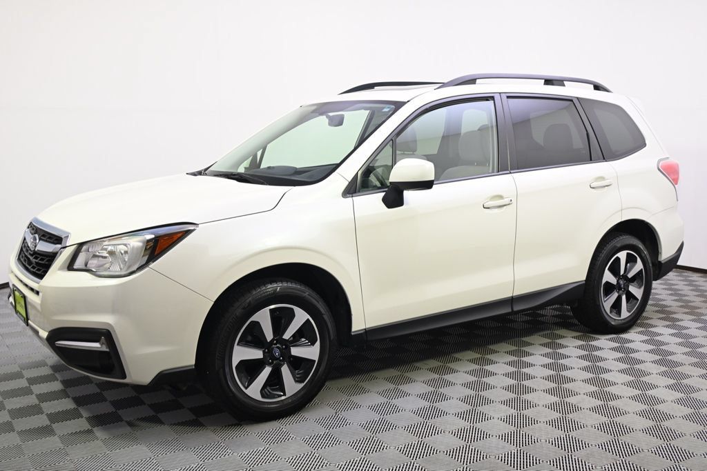 Used 2017 Subaru Forester 2.5i Premium w/ All-Weather Package AWD/4WD image 2
