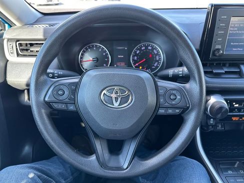 Used 2019 Toyota RAV4 LE image 17