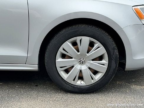 Used 2014 Volkswagen Jetta SE FWD image 39