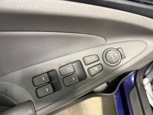 Used 2013 Hyundai Sonata GLS w/ Popular Equipment Pkg FWD image 24