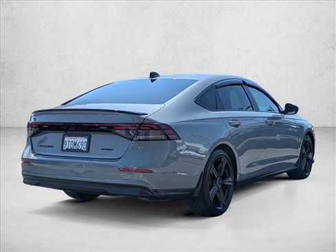 Used 2024 Honda Accord Sport image 5