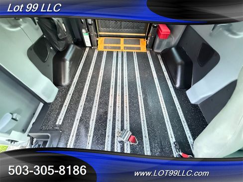 Used 2018 Ford Transit 150 XL image 25