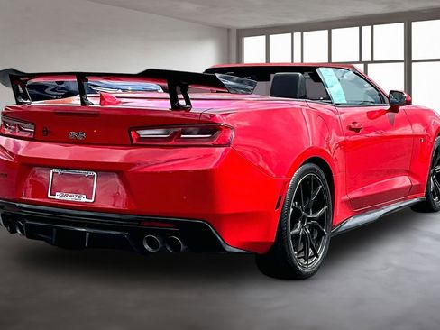 Used 2017 Chevrolet Camaro SS RWD image 2