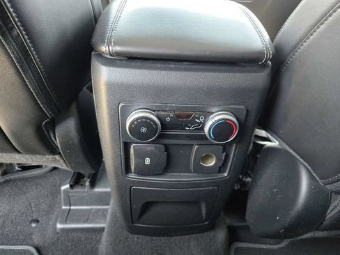 Used 2023 Ford Explorer XLT w/ Equipment Group 202A RWD image 13
