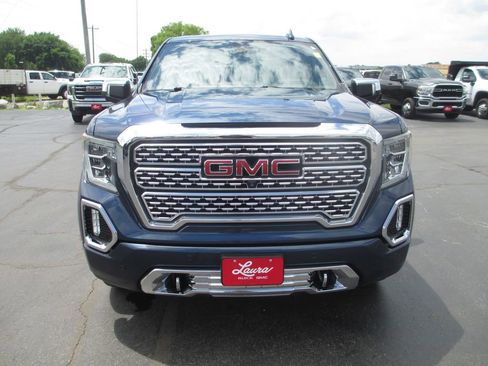 Used 2019 GMC Sierra 1500 Denali w/ Denali Ultimate Package AWD/4WD image 14