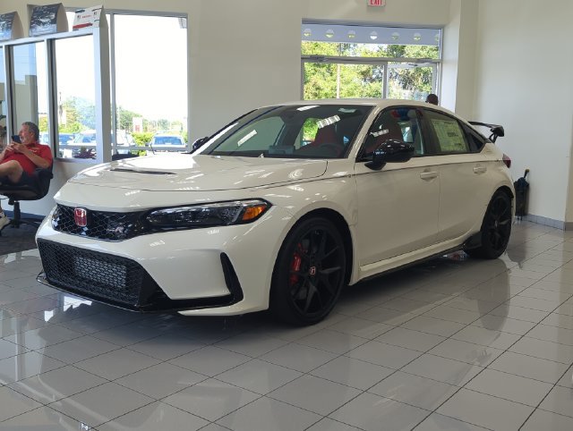New 2026 Honda Civic Type R image 2