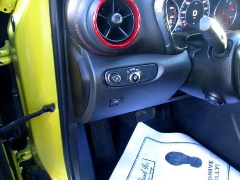 Used 2022 Chevrolet Blazer RS w/ Enhanced Convenience Package image 11