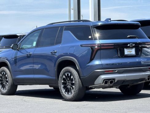 Used 2025 Chevrolet Traverse Z71 AWD/4WD image 7