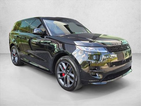 Used 2024 Land Rover Range Rover Sport Dynamic SE AWD/4WD image 3