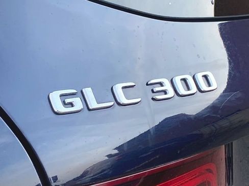 Used 2021 Mercedes-Benz GLC 300 4MATIC image 31