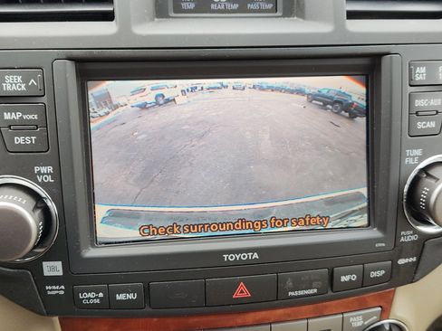 Used 2010 Toyota Highlander Limited image 14