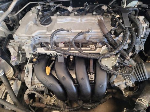 Used 2021 Toyota Corolla LE image 30