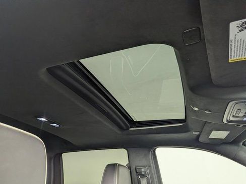 Used 2025 GMC Sierra 2500 AT4X image 25