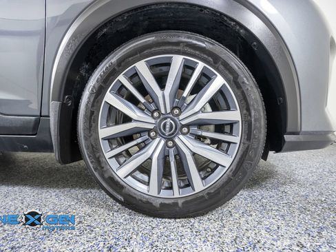 Used 2023 Nissan Kicks SR w/ SR Premium Package FWD image 43