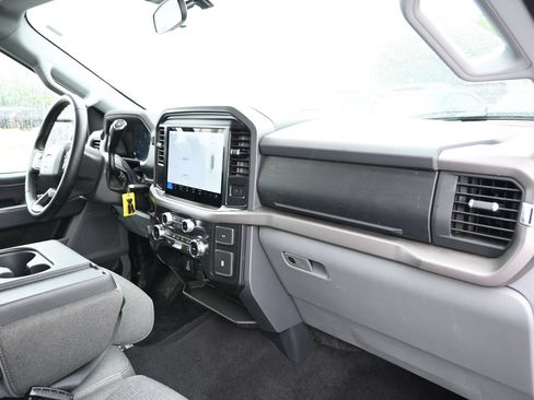 Used 2025 Ford F150 XLT w/ Equipment Group 301A Standard AWD/4WD image 29