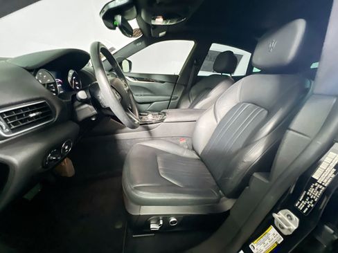 Used 2022 Maserati Levante GT AWD/4WD image 14