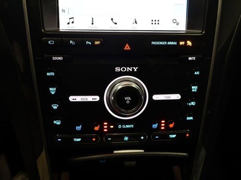 Used 2019 Ford Explorer Limited w/ Equipment Group 301A image 30