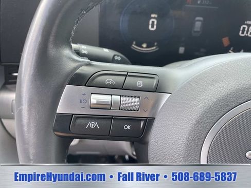 Used 2024 Hyundai Kona SEL AWD/4WD image 28