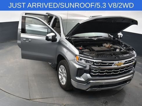 Used 2023 Chevrolet Silverado 1500 LTZ w/ LTZ Premium Package image 21