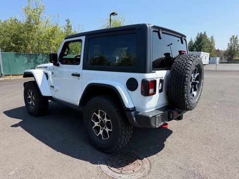 Used 2023 Jeep Wrangler Rubicon w/ Cold Weather Group AWD/4WD image 5