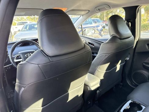 Used 2017 Toyota Prius Prime Advanced image 15