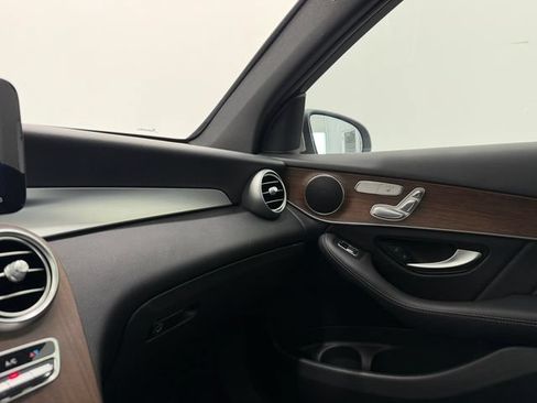 Certified 2021 Mercedes-Benz GLC 300 image 39