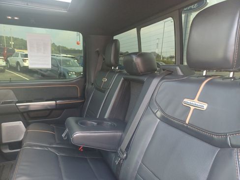 Used 2024 Ford F250 Platinum image 22